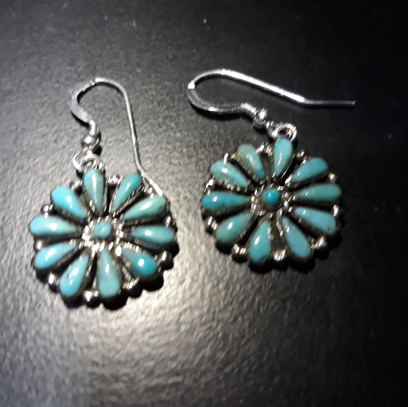 Jewelry - Santa Fe Style Natural Turquoise Earrings e